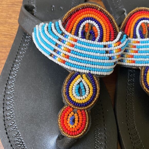 African Womens' Beaded Leather Sandals - Picture 3 of 6